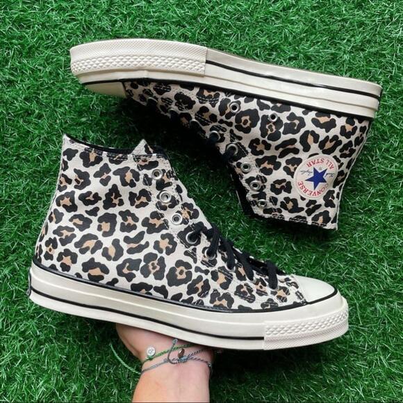 Converse Other - Converse All Star Chuck Taylor Chuck 70 Hi Leopard